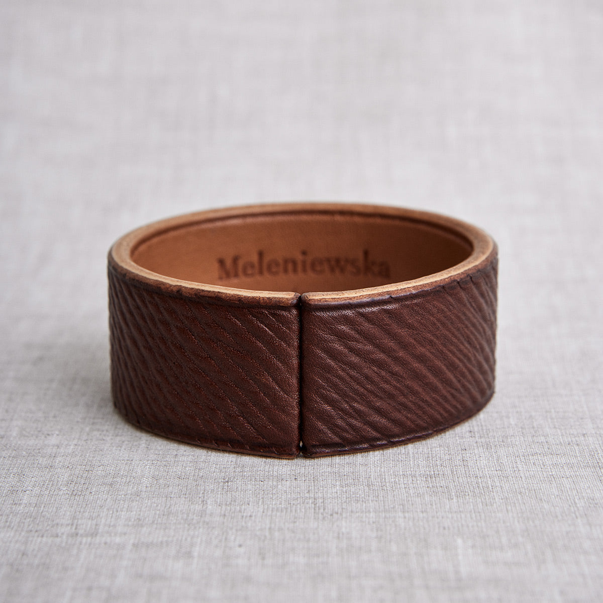 Manchette en cuir de Russie