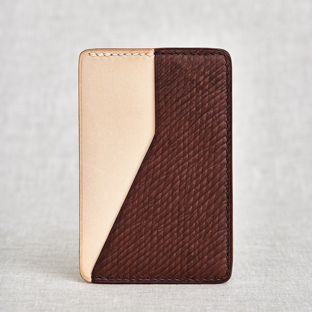 Vue : vue de dos ; Porte-cartes 3CC en cuir de Russie cousu main