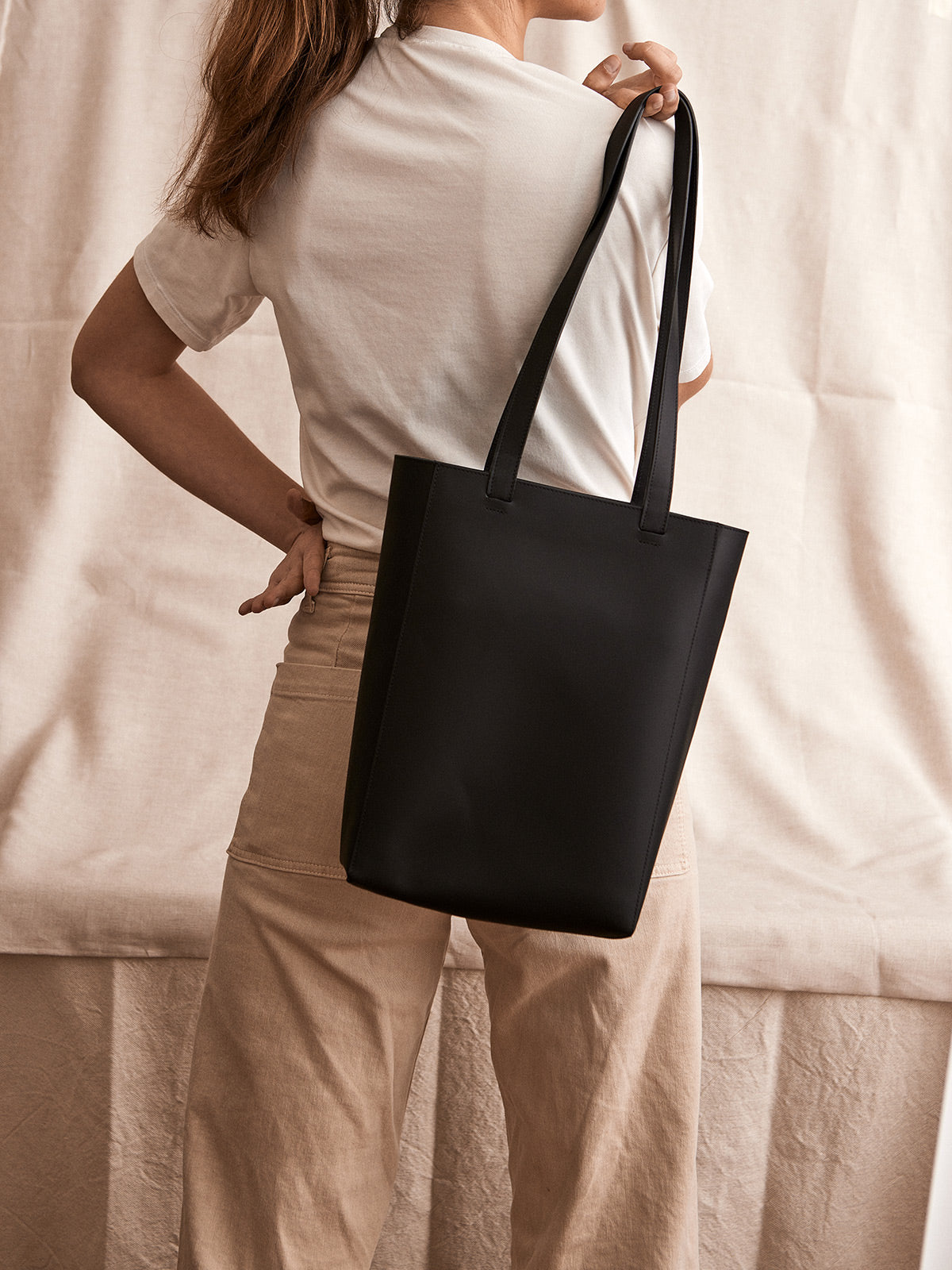 black leather tote bag